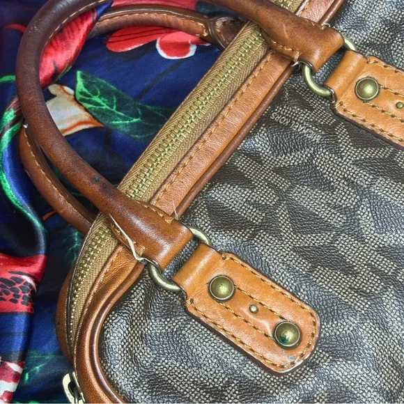 Brown Monogram Michael Kors Bag - Picture 4 of 5